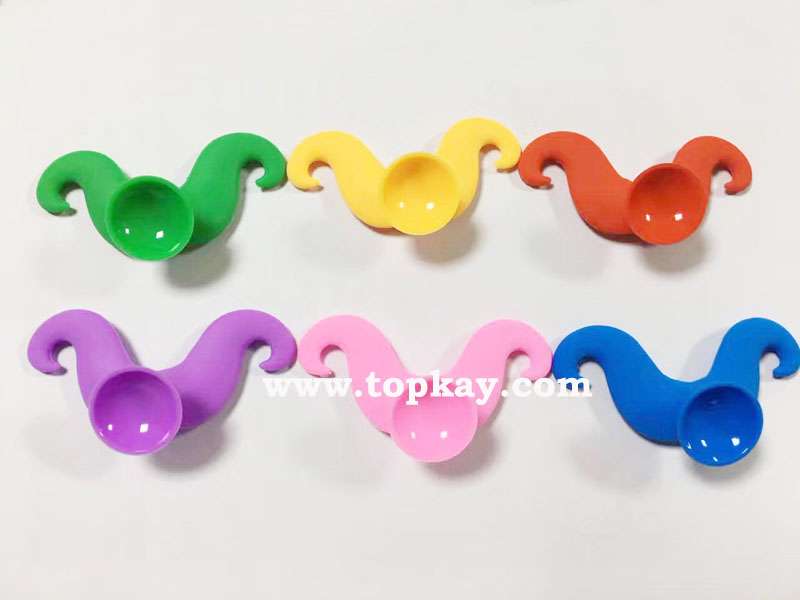 topkay：Silicone Mustache phone stand